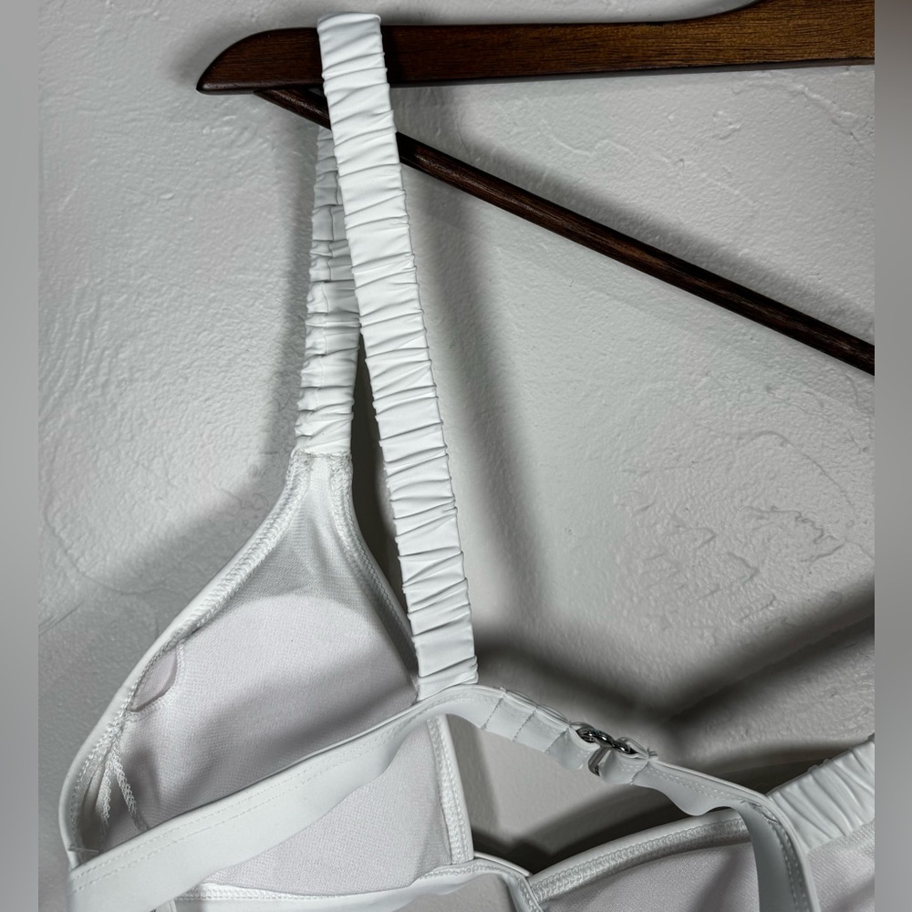 FULL TILT Ruched Fixed Triangle Bikini Top Size Large - Picture 5 of 8